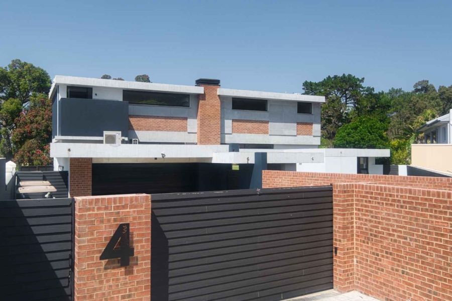 4 Bedroom Property for Sale in Hermanus Heights Western Cape